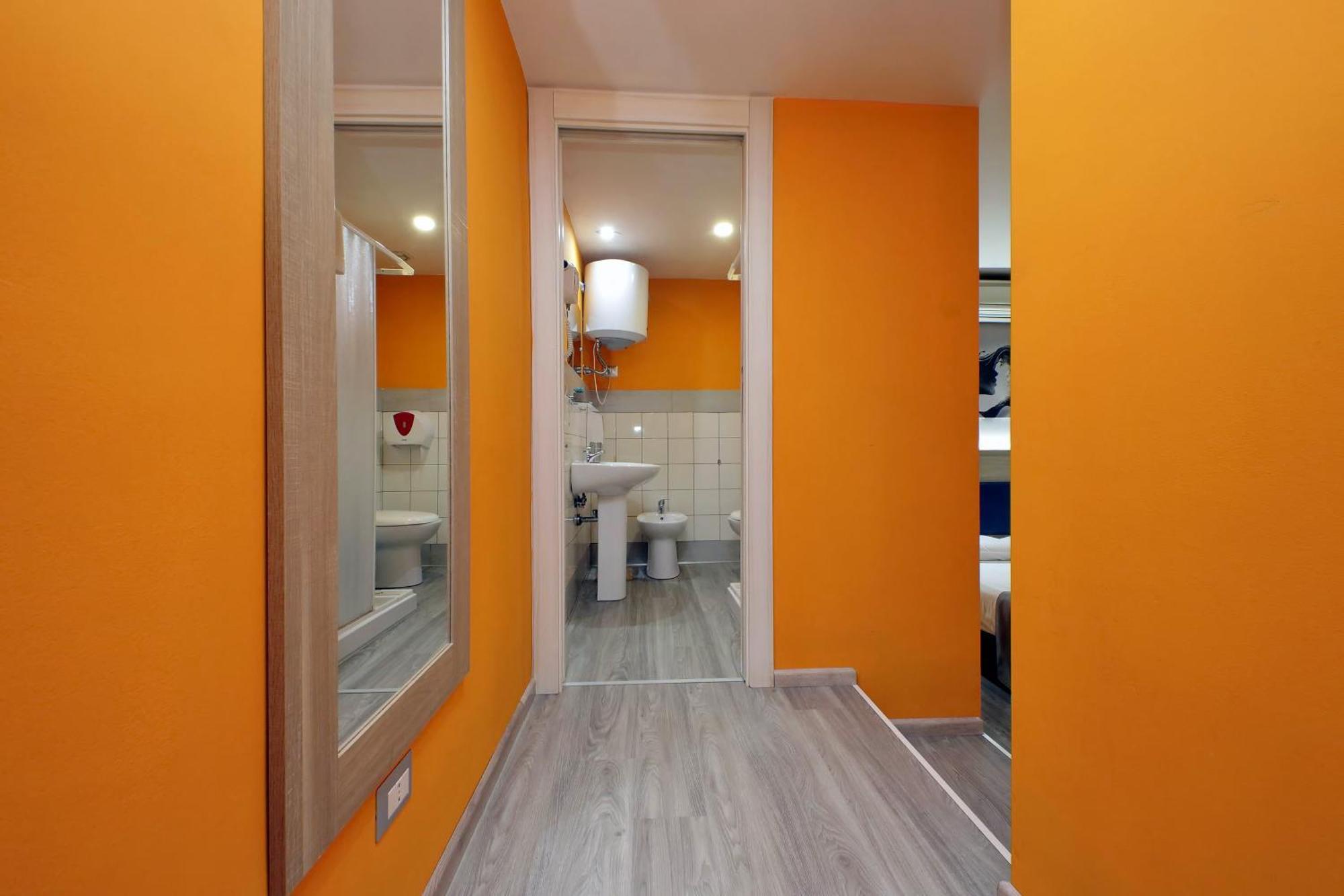 רומא Lhg Comfy Rooms מראה חיצוני תמונה