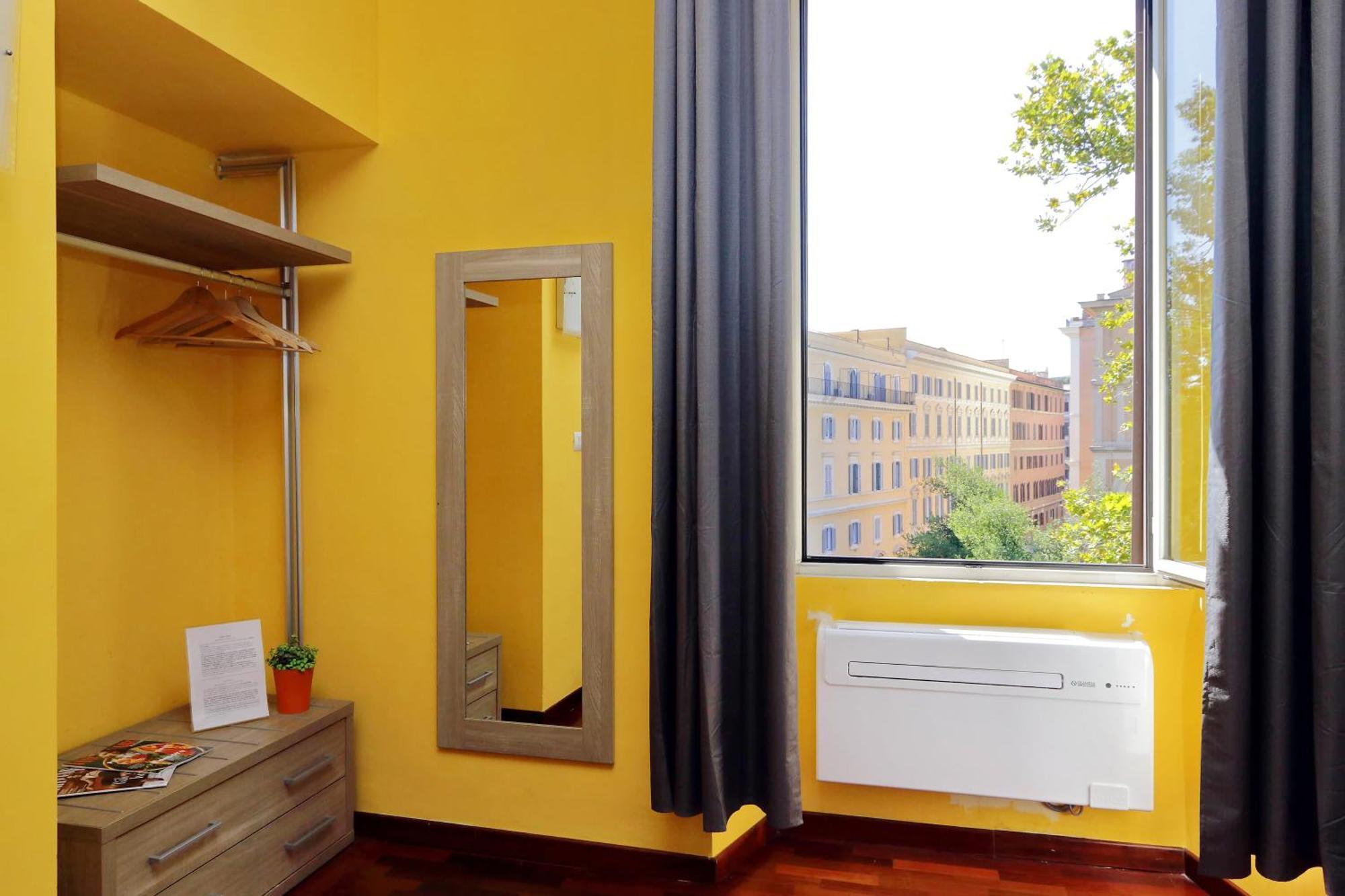 רומא Lhg Comfy Rooms מראה חיצוני תמונה