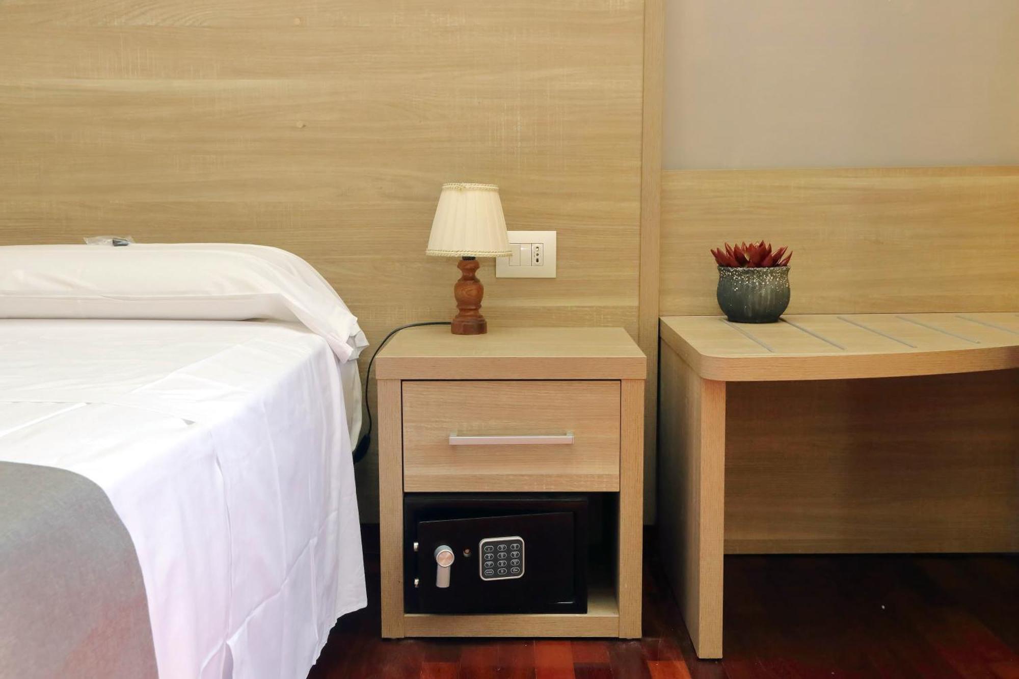 רומא Lhg Comfy Rooms מראה חיצוני תמונה